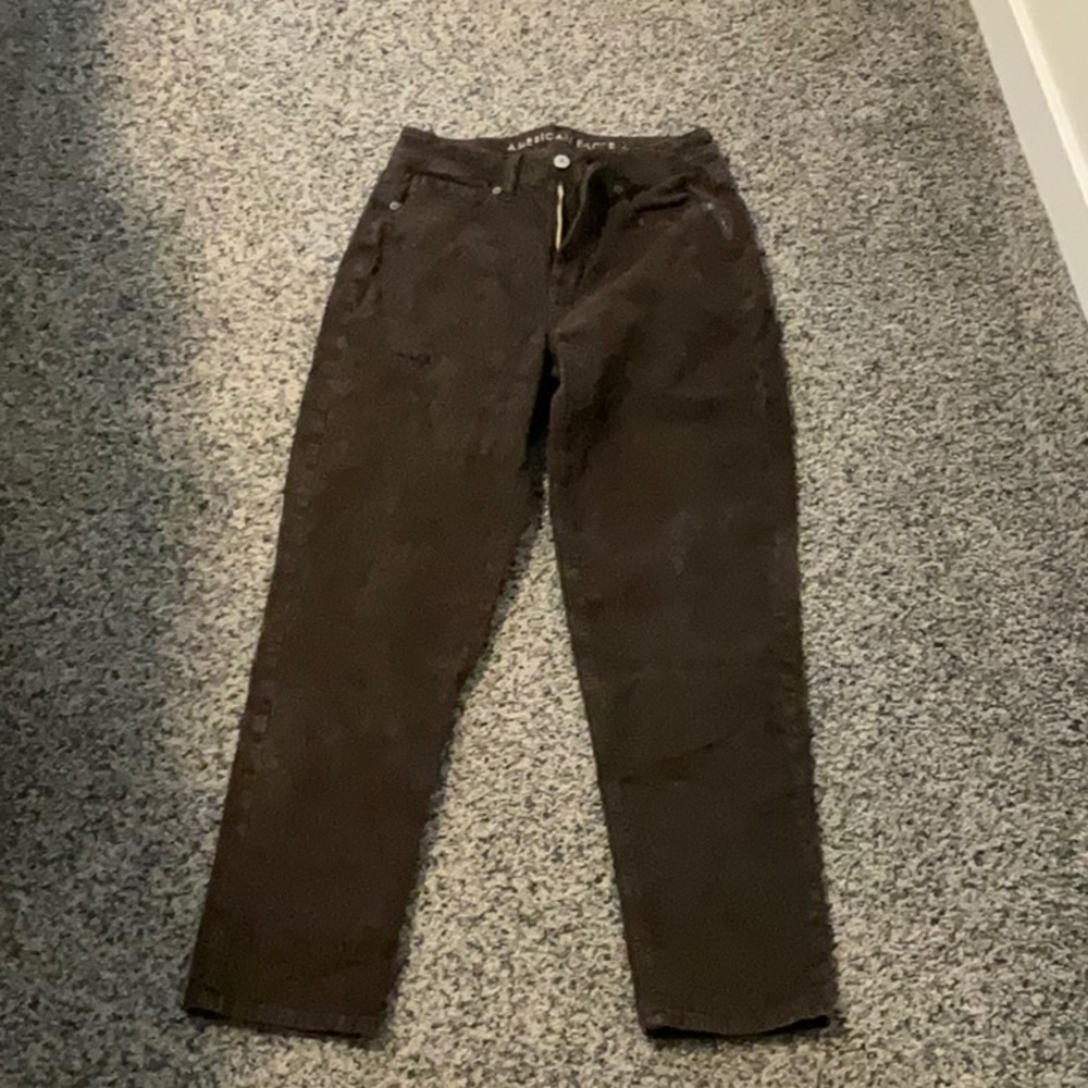 American Eagle brown mom straight jeans